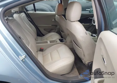 2013 Chevrolet Volt from USA, damaged, VIN 1G1RC6E44DU144459